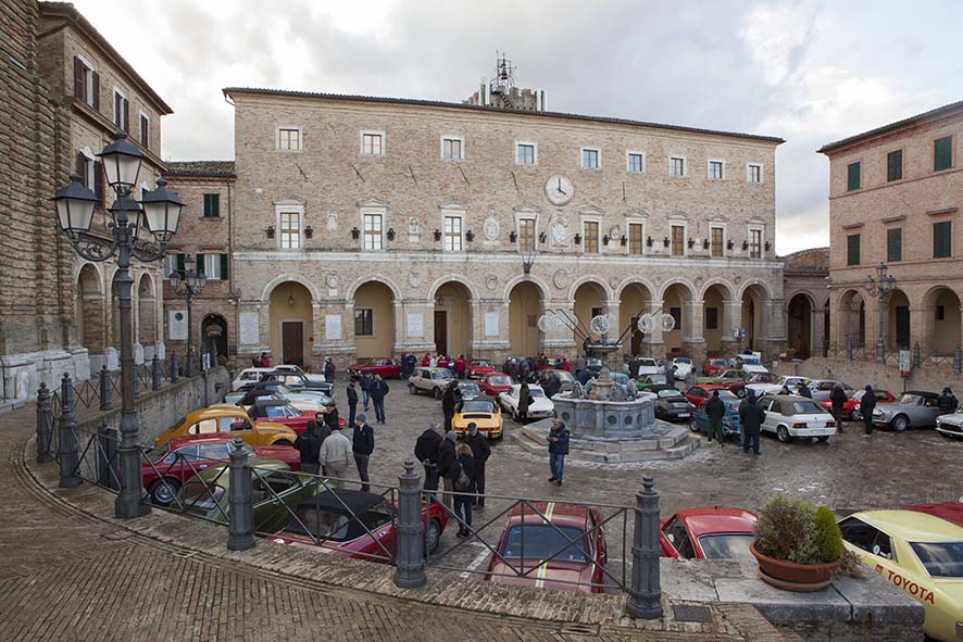 IL CAEM APRE LA STAGIONE CON LA “240 MINUTI SOTTO LE STELLE”