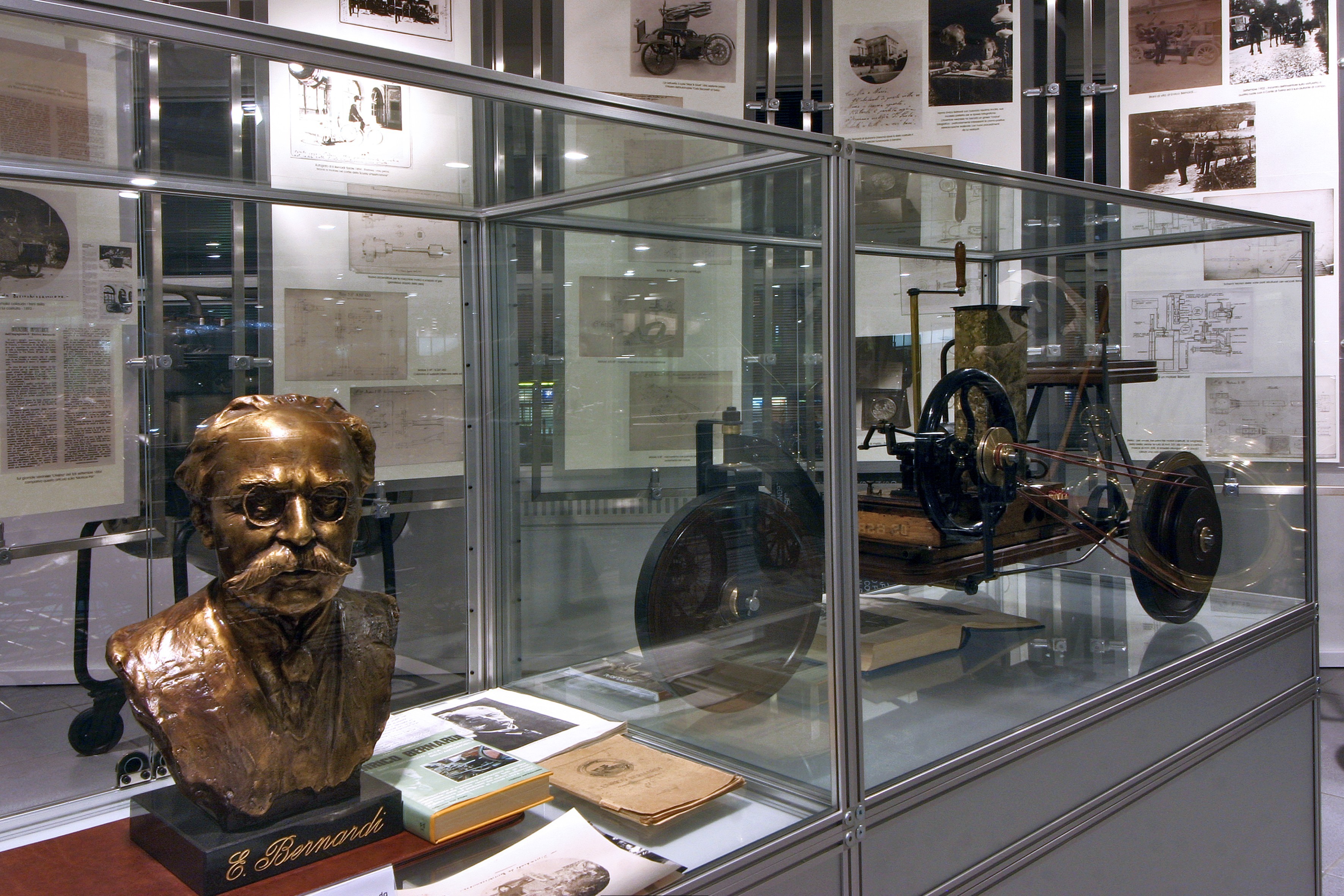 Il Museo Nicolis celebra Enrico Bernardi, il geniale veronese inventore del motore a scoppio